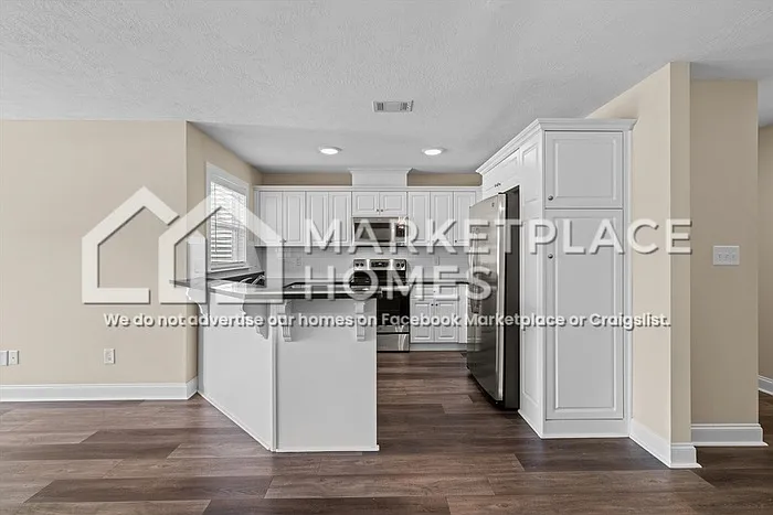 120 Downsbury Rd — Photo 11