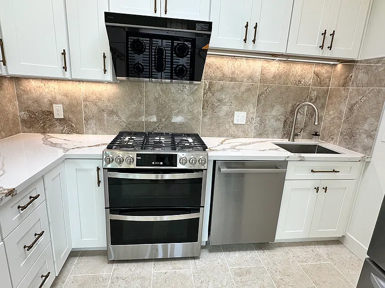 1010 Hillside Ave — Photo 30