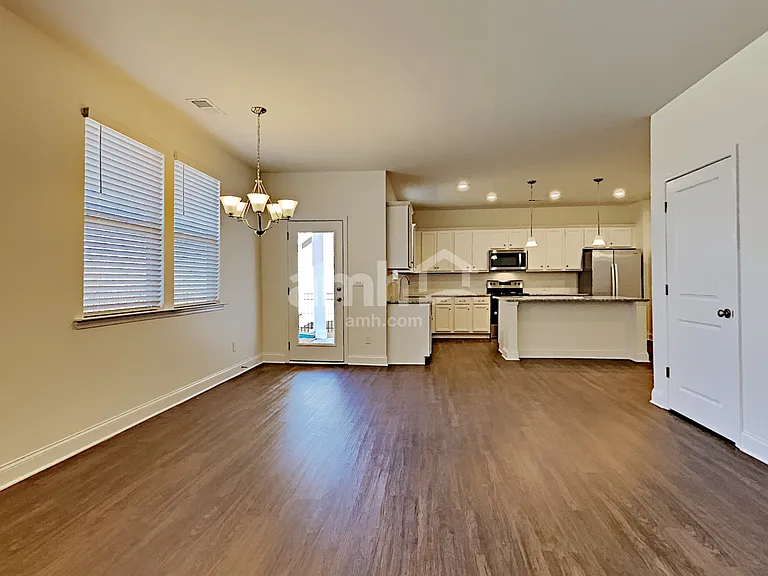 130 Hamilton Park Dr — Photo 7