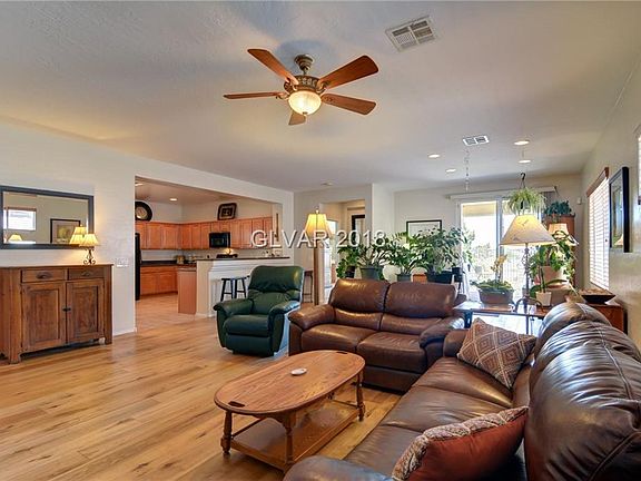 3rd image of 7013 Bocaire Dr