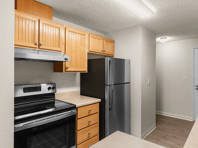 Experience the elegance of this modern kitchen, complete with top-of-the-line finishes. Experience the elegance of this modern kitchen, complete with top-of-the-line finishes.