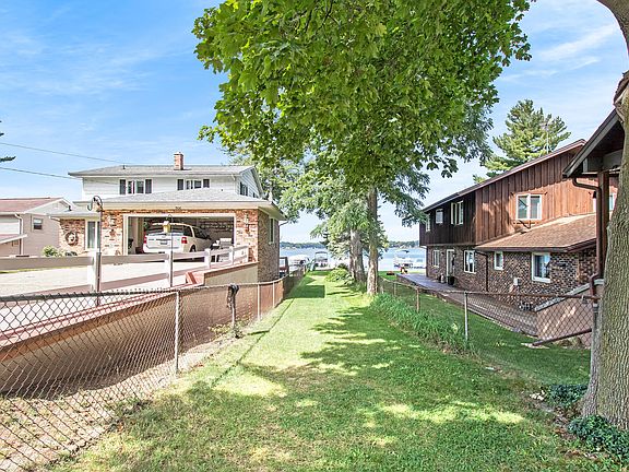 3rd image of 167 Woodridge Dr