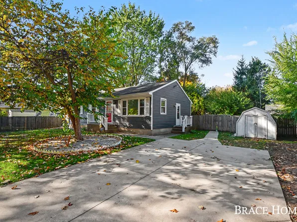 7575 Regal Ave SE, Grand Rapids, MI 49548