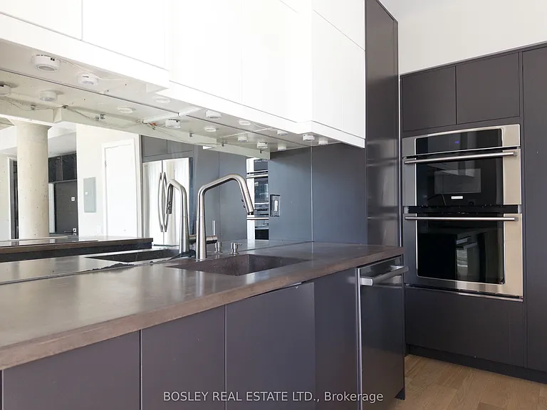 20 Stewart St #703 — Photo 9