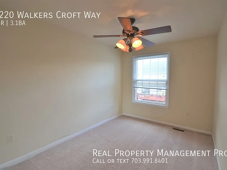 6220 Walkers Croft Way — Photo 11