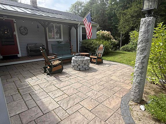 2nd image of 139 Heritage Hill Road
