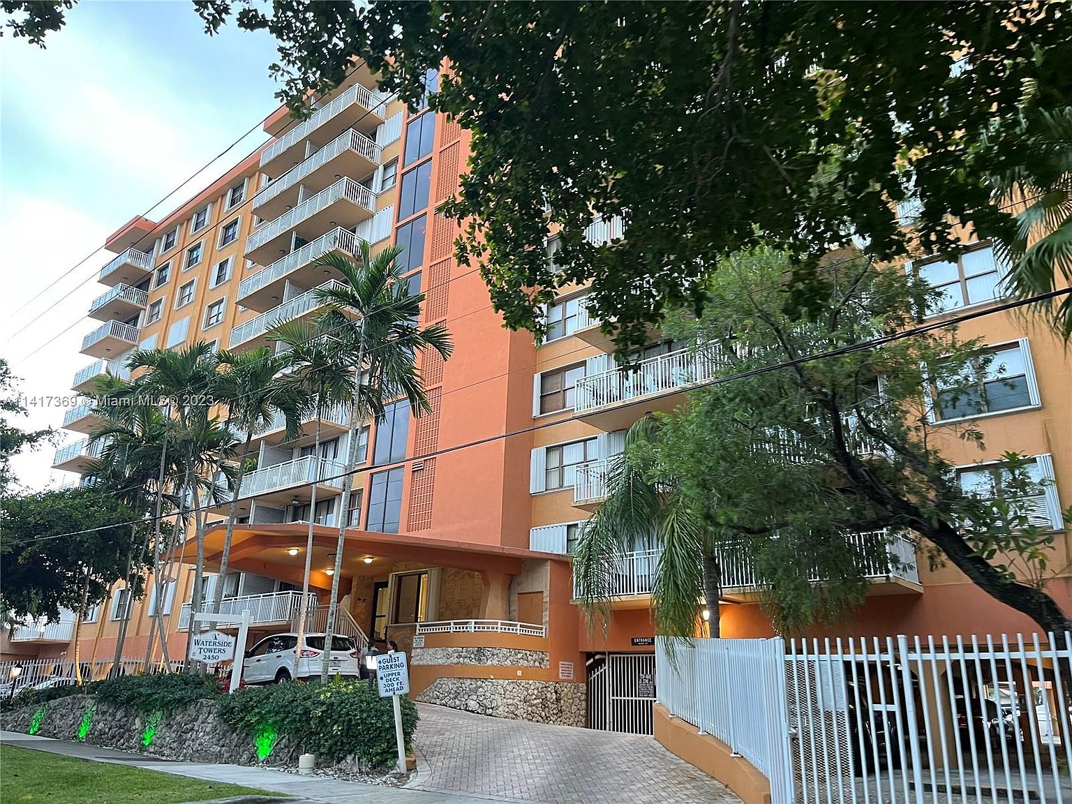 2450 NE 135th St APT 710, North Miami, FL 33181 MLS A11417369 Zillow