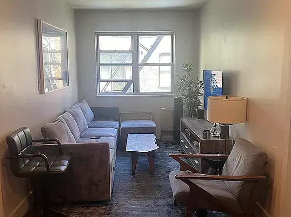349 E 10th St #3RR, New York, NY 10009