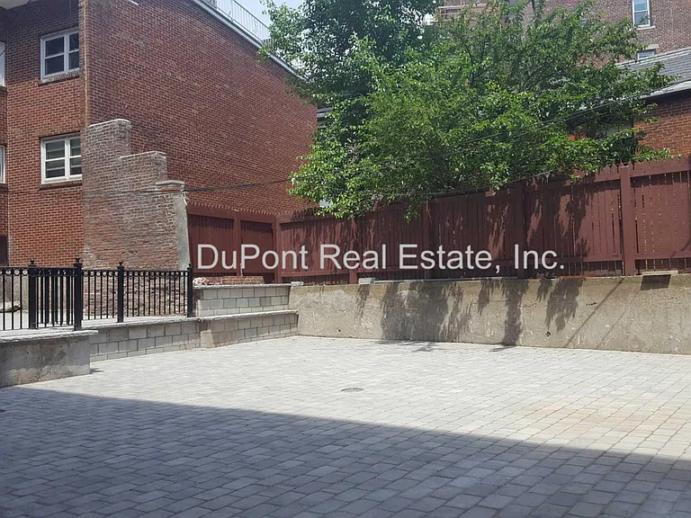 190 North St #4 — Photo 15