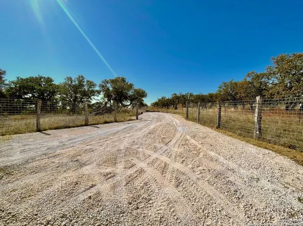 1954 S English Crossing LOT ABST, Bandera, TX 78003