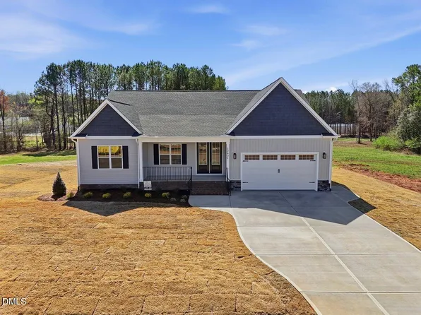 12631 Mallard Rock Dr, Zebulon, NC 27597