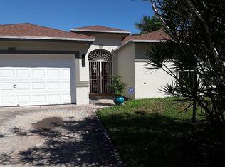 14917 SW 180th Ter, Miami, FL 33187