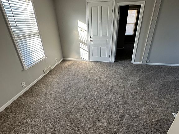 5th image of 3507 North Ave #1