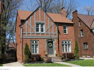 3611 Harvey Rd, Cleveland Heights, OH 44118