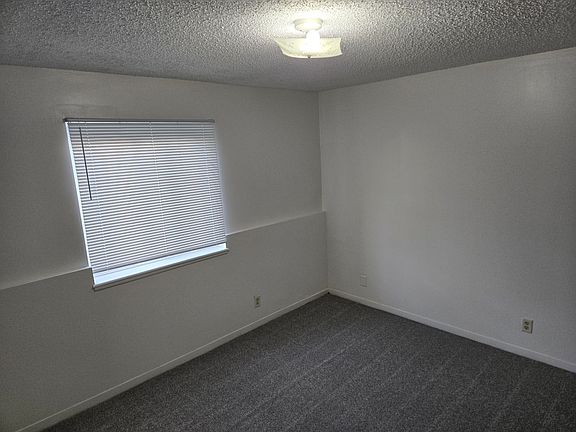 4th image of 1701 Prospect St #1