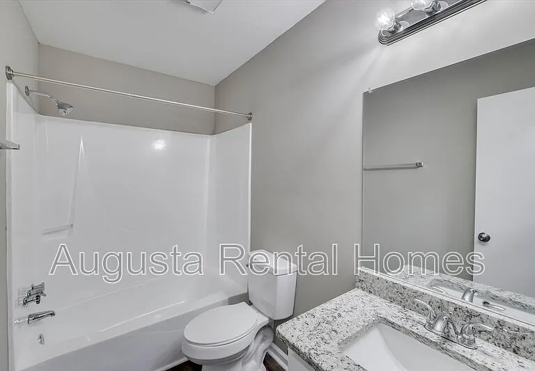306 W Buena Vista Ave — Photo 23