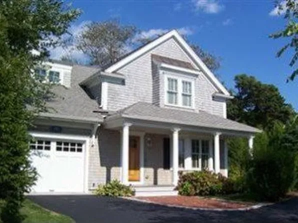 37 Misty Meadow Ln #B, North Chatham, MA 02633