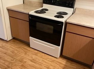 225 Mountain Ave APT 4, Waukesha, WI 53188