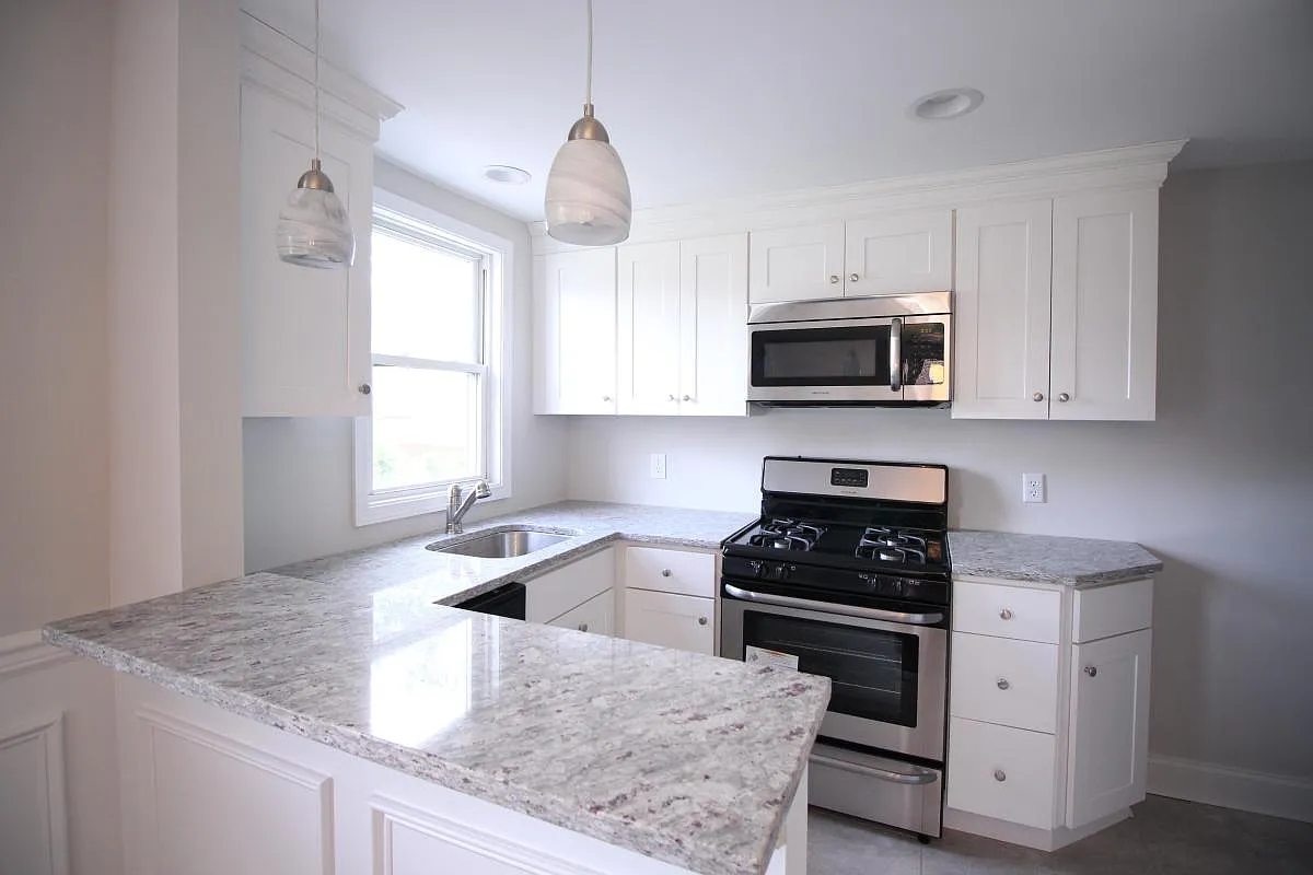 670 Clymer Lane — Photo 2