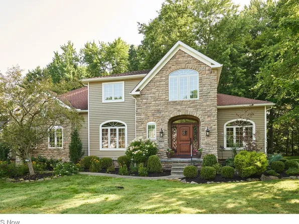 5865 Heritage Ct, Hudson, OH 44236