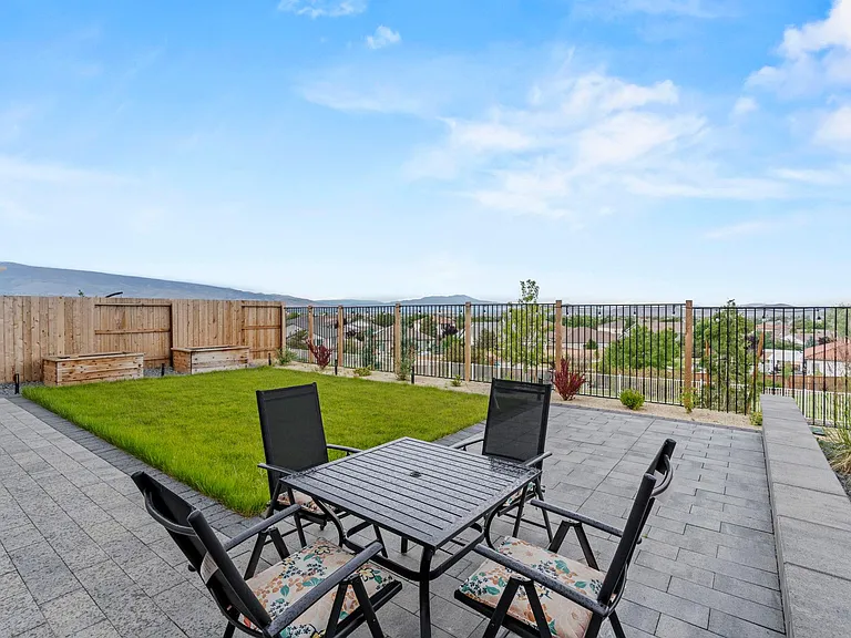 2813 Thistle Pine Ct — Photo 40