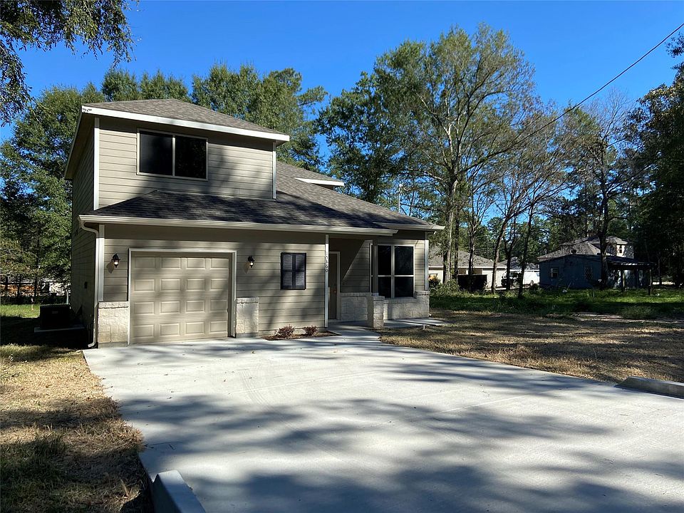 1st image of 15860 Pecan Dr
