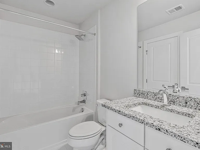 22266 Philanthropic Dr — Photo 55