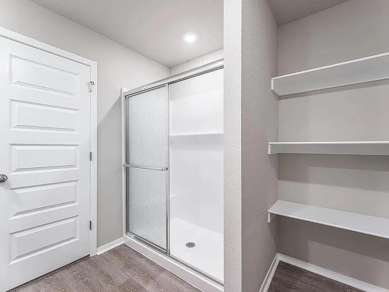 2527 E Meramec St — Photo 8