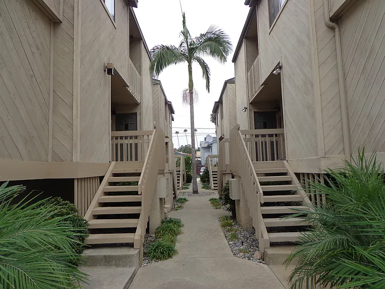 2022 Felspar St — Photo 6