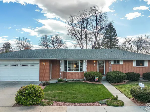 4 Princeton Cir, Longmont, CO 80503