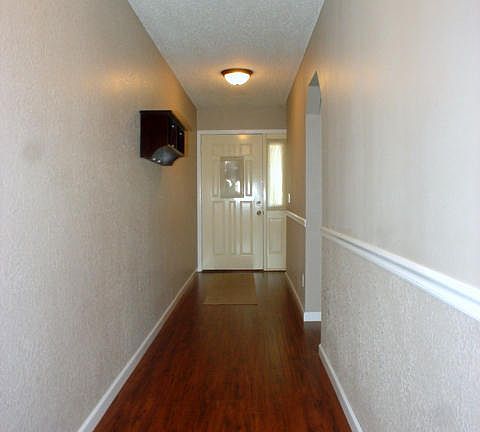 4th image of 150 Sunken Forest Dr #140