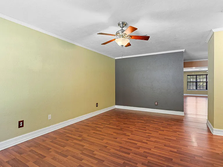 3213 Shimmy Ln — Photo 15
