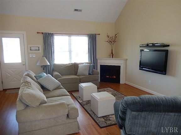 4th image of 84 Russell Springs Dr