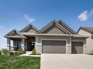 1620 Hannah Ln, Waukee, IA 50263