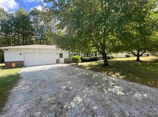 3152 S Leisure Pl, West Terre Haute, IN 47885