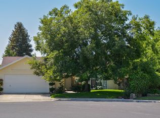 688 N Stanford Ave, Clovis, CA 93611