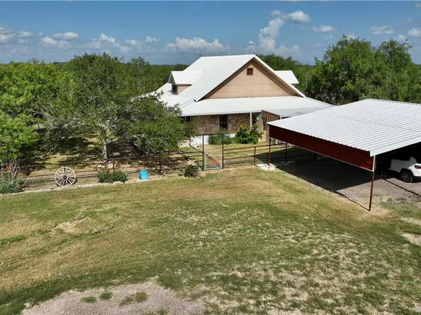 571 Fm 799, George West, TX 78022