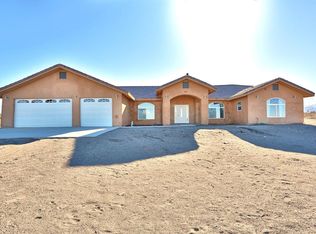 3677 Arcadia Rd, Phelan, CA 92371