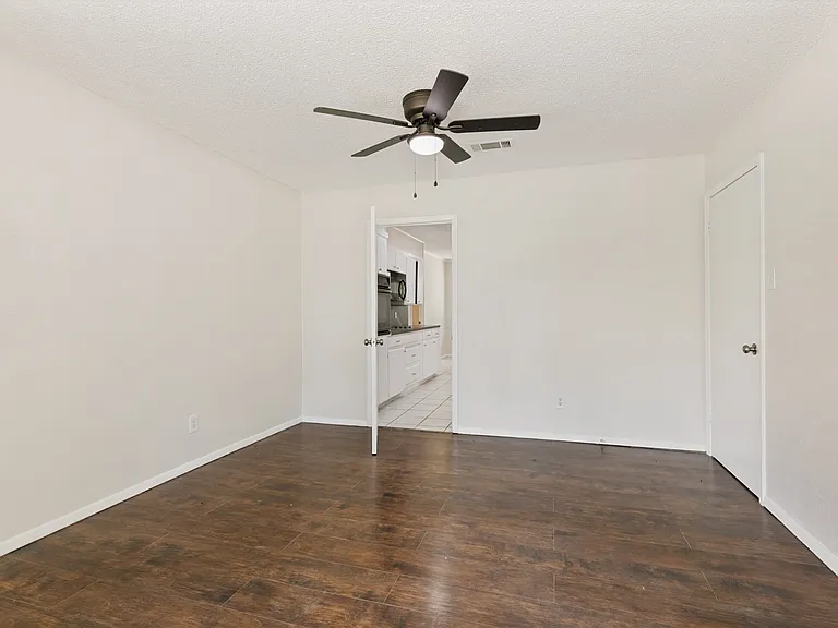 6737 Fair Meadows Dr — Photo 15