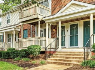 1518 High School Dr UNIT 1518, Saint Louis, MO