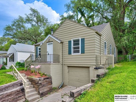 3rd image of 6909 N 33rd St