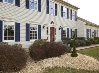 6 Pebble Beach Way, Washington, NJ 07882