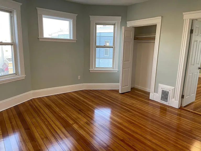 8 Mallard Ave #3 — Photo 3