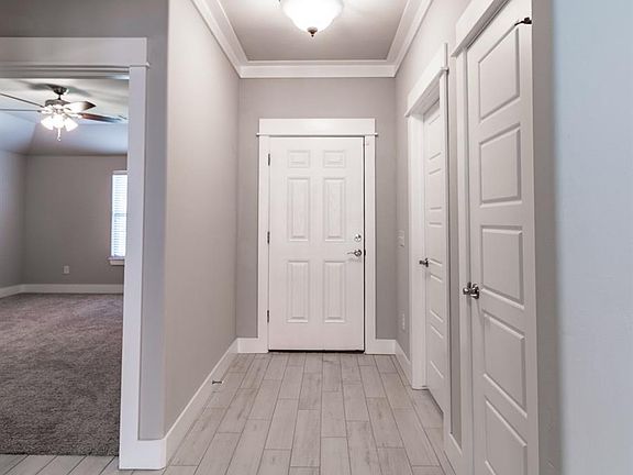 3rd image of 102 N Bristow Ave
