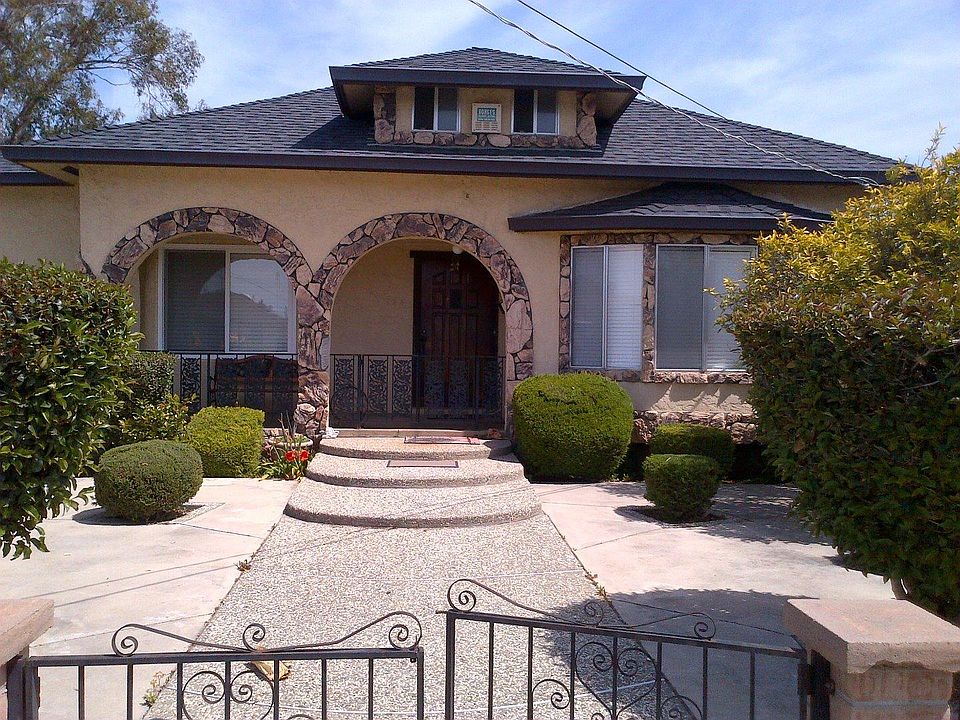 1st image of 144 N 34th St