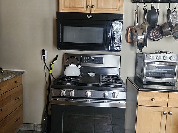 3rd image of 26 Wilson Dr