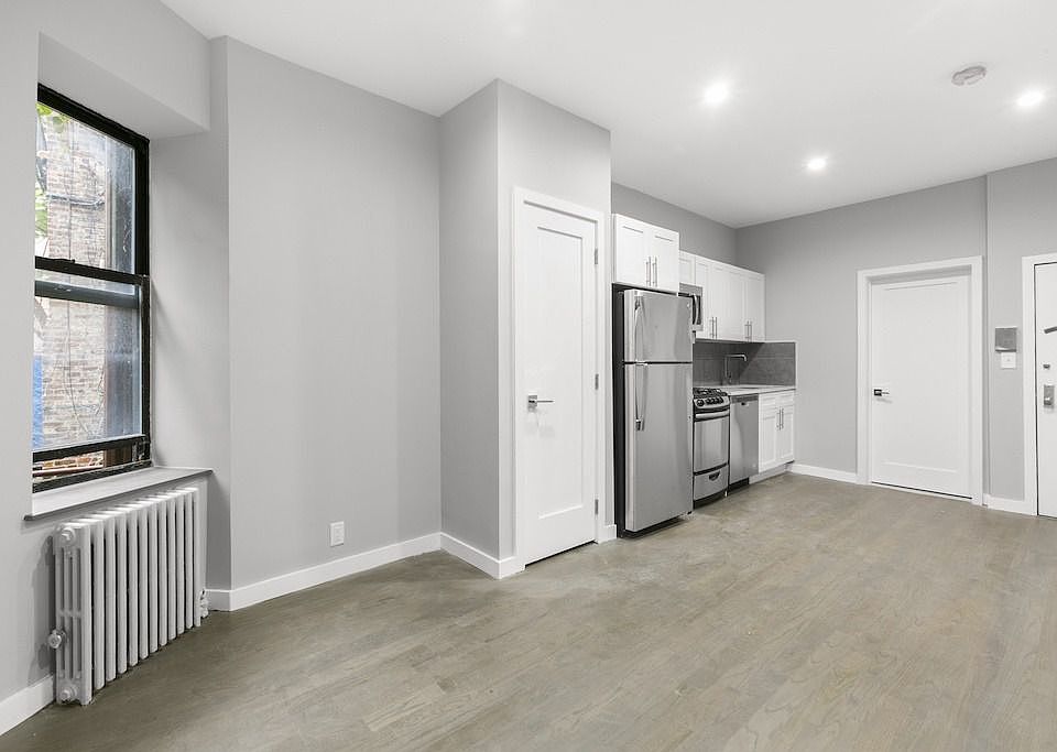 2nd image of 291 Pleasant Ave APT 2B