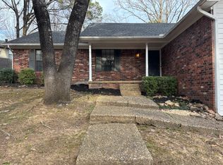 5 Morrison Ct, Little Rock, AR 72212