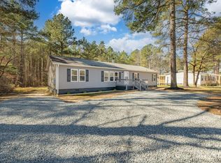 101 Greenleaf Inn Rd, Emporia, VA 23847