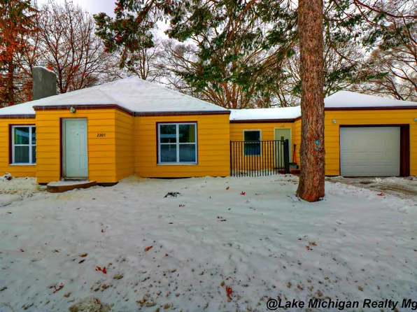 2305 Buchanan Ave SW, Grand Rapids, MI 49507